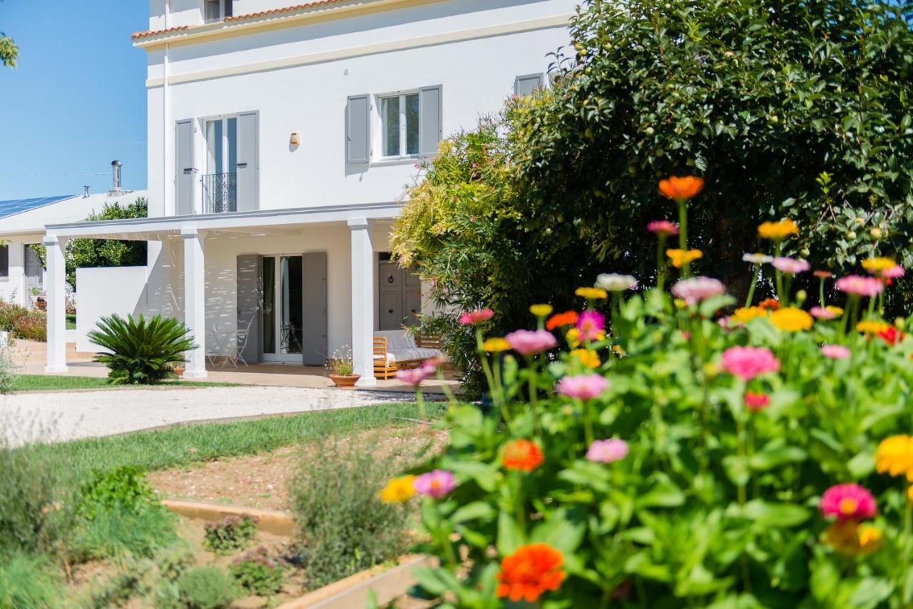 B&B Casale Savini ออร์โตนา ภายนอก รูปภาพ